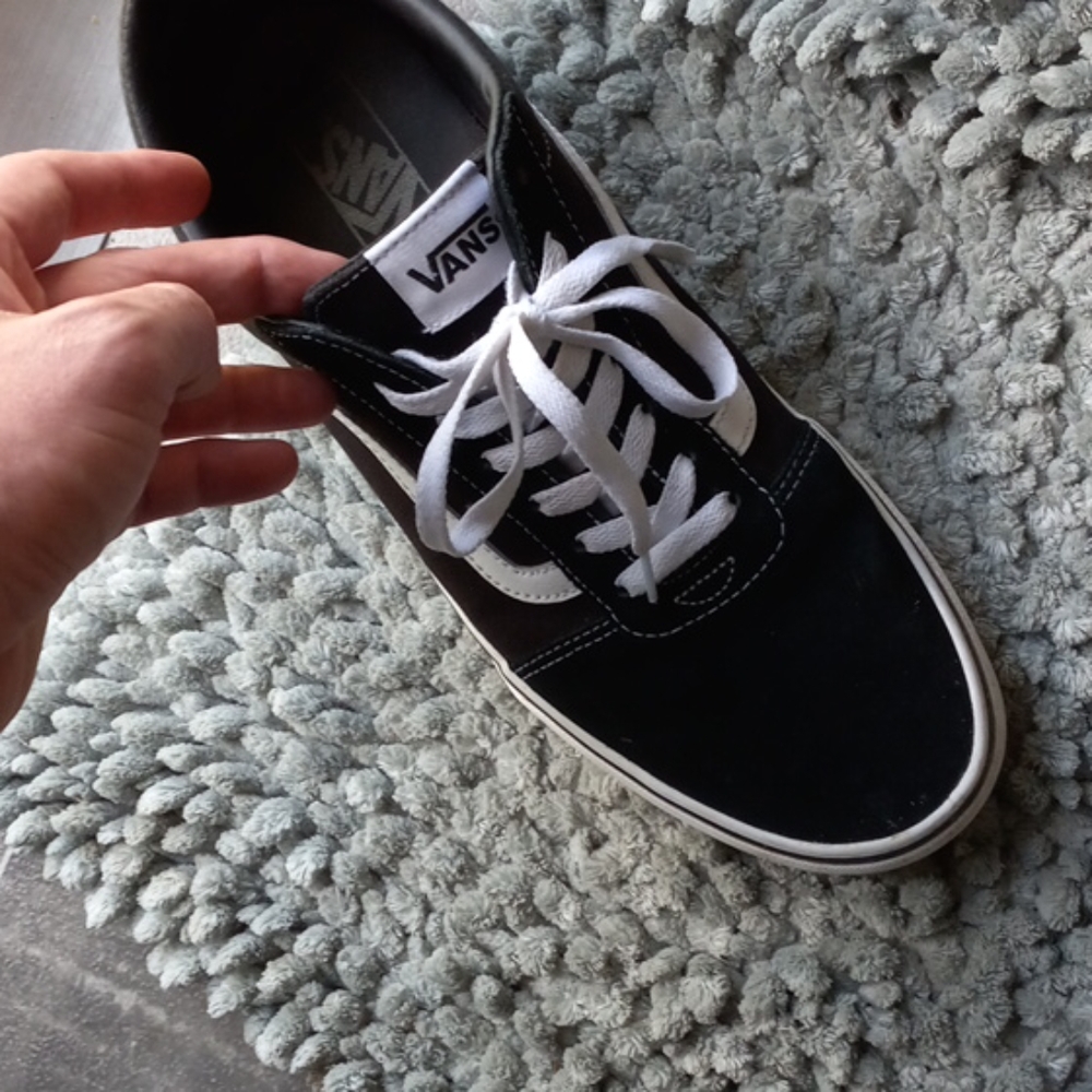 Size 12 vans